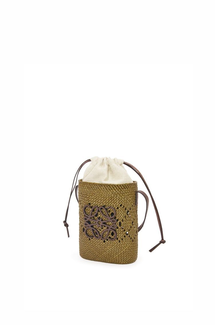 Anagram Ajouré square pocket in iraca palm and classic calfskin