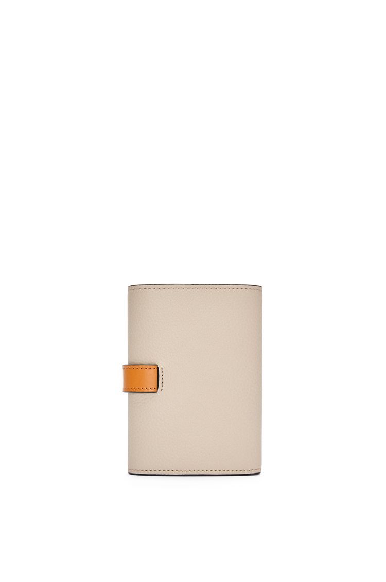Small vertical wallet in soft grained calfskin