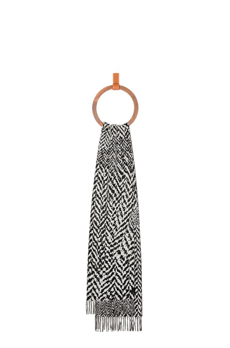 Scarf in wool and cashmere