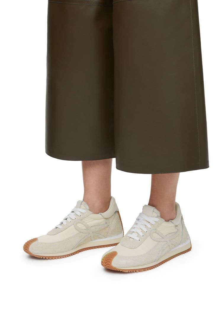 Flow Runner in nylon and brushed suede
