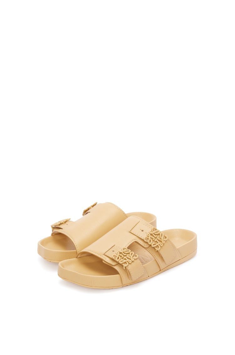 Ease slide in goatskin