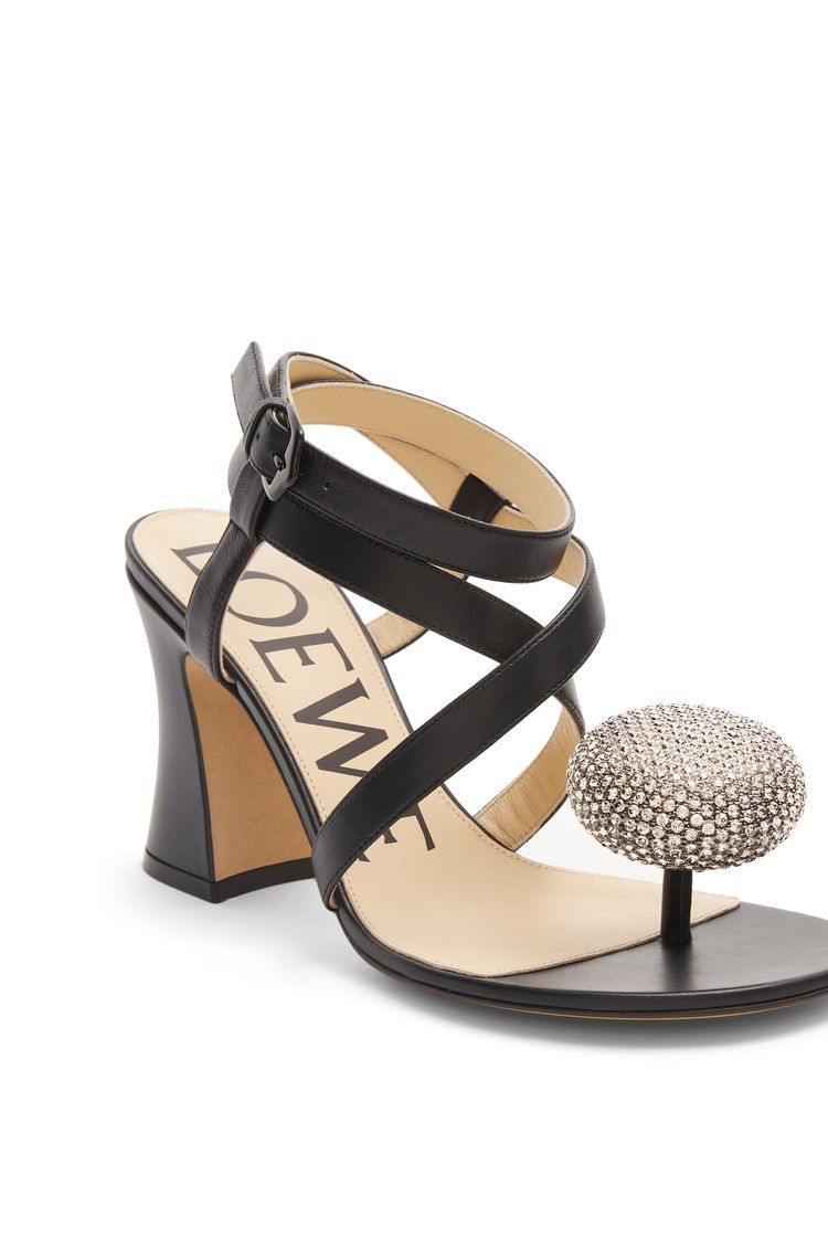 Calle Pebble sandal in lambskin and rhinestones