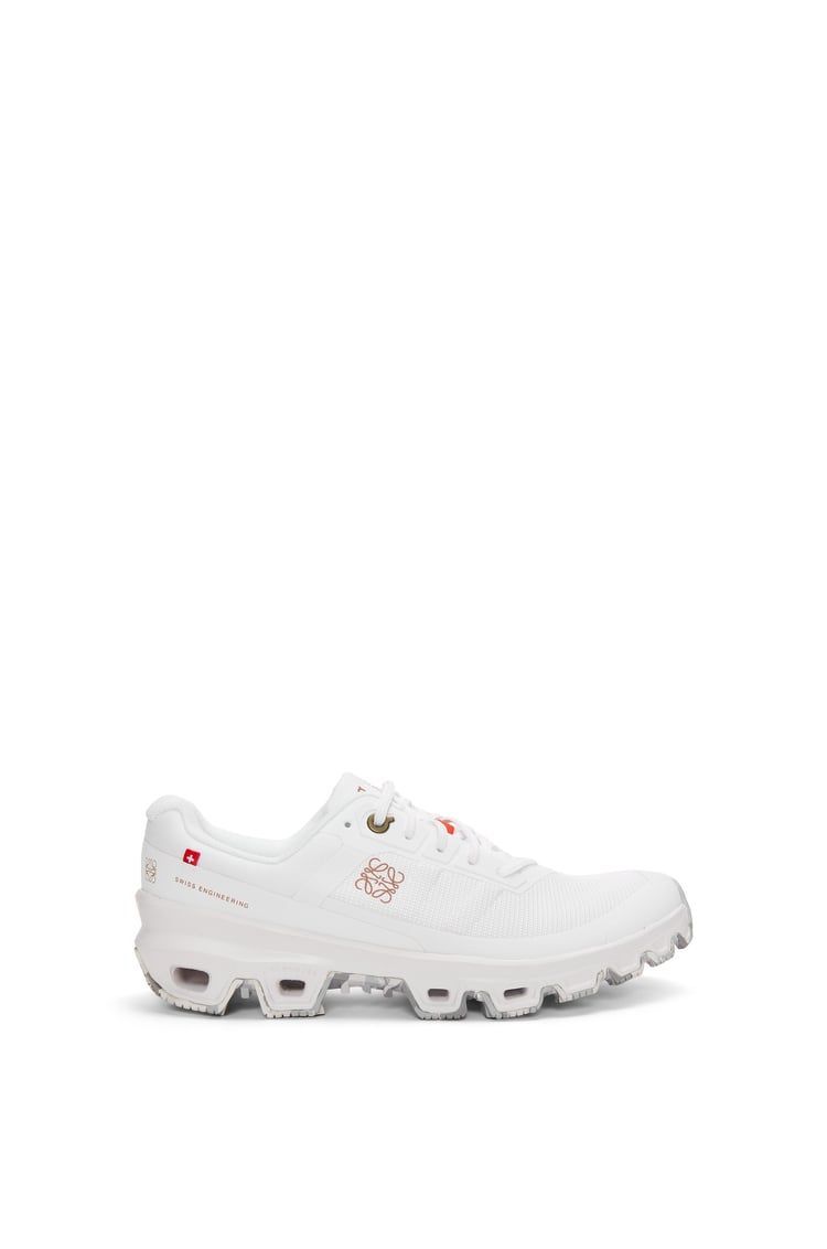 Cloudventure sneaker