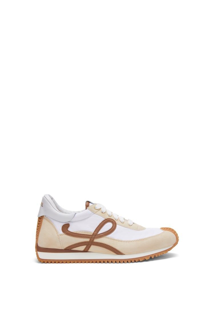 Flow Runner in nylon and suede