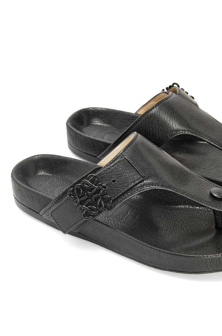 Anagram ease sandal in kidskin