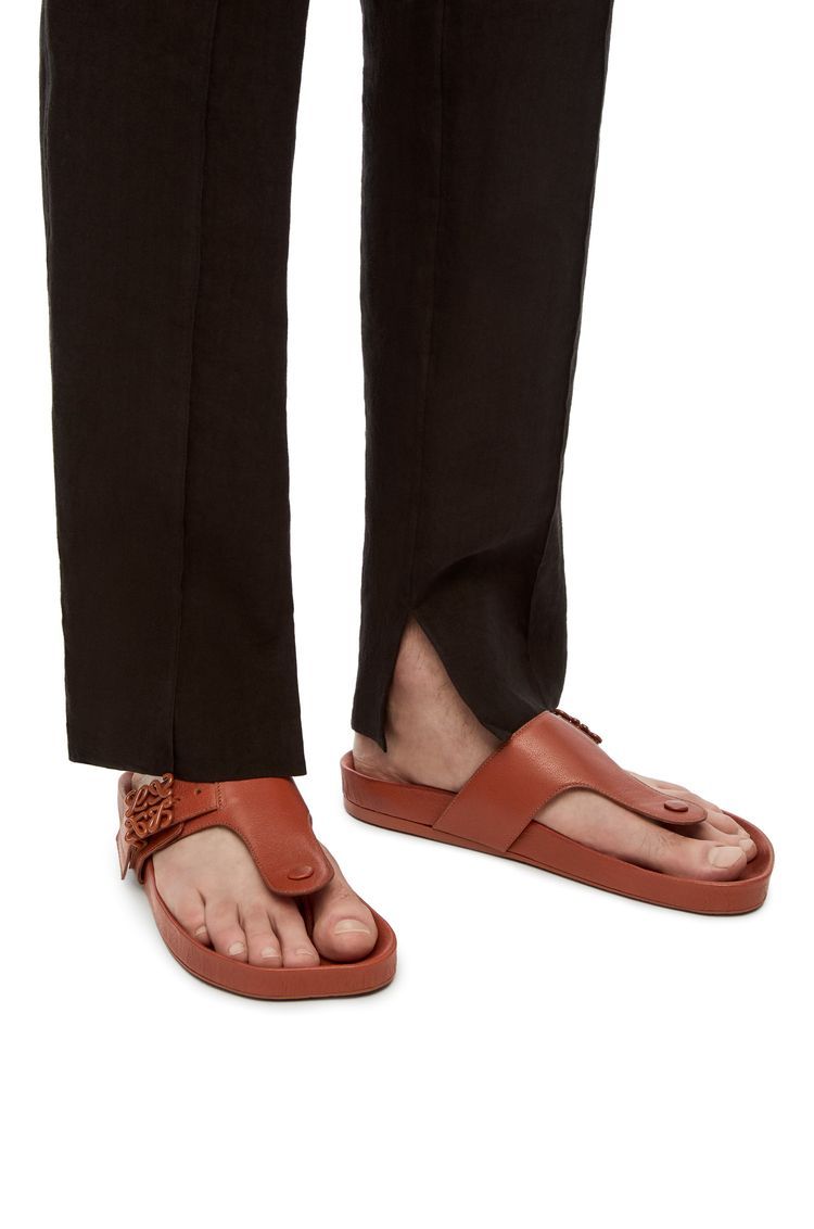 Anagram ease sandal in kidskin