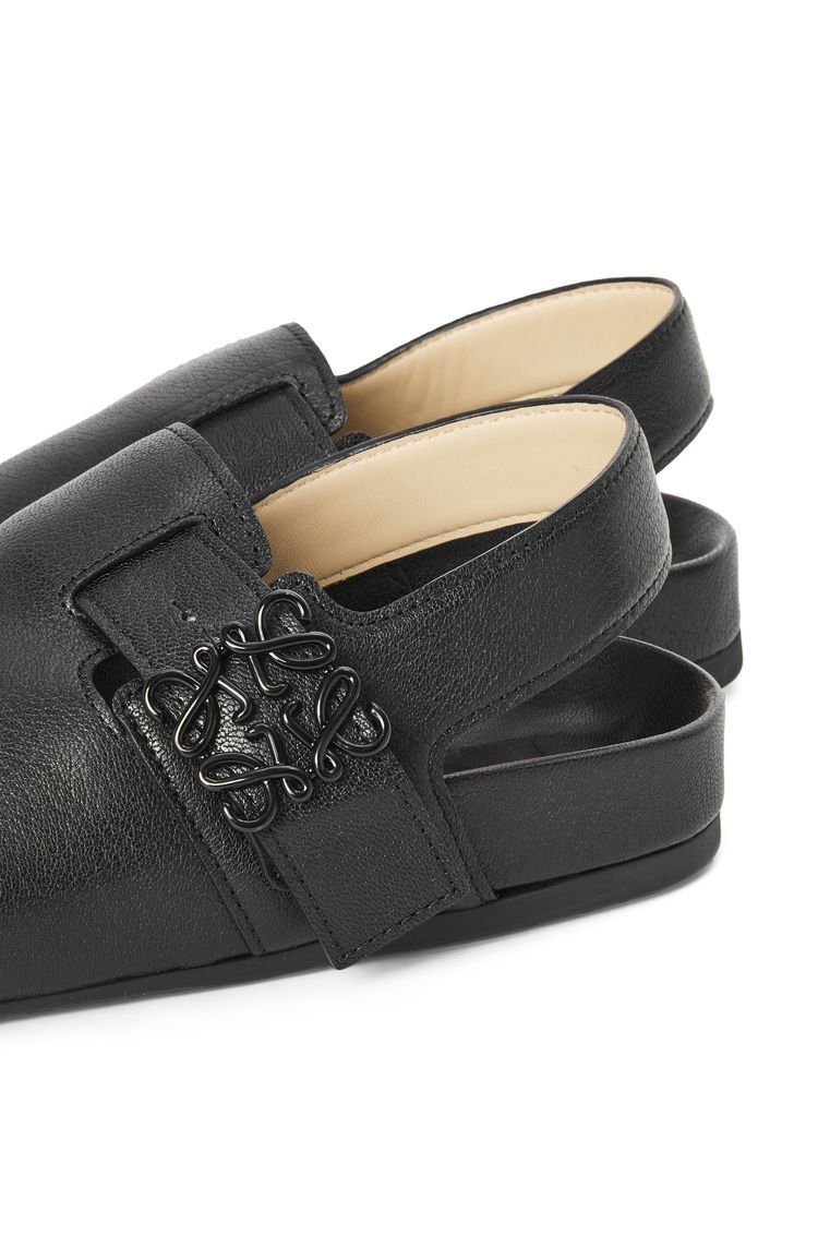 Anagram Ease mule in kidskin