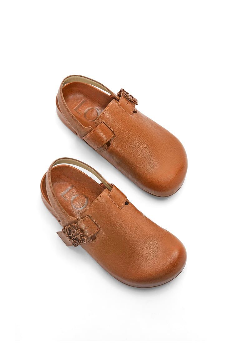 Anagram Ease mule in kidskin