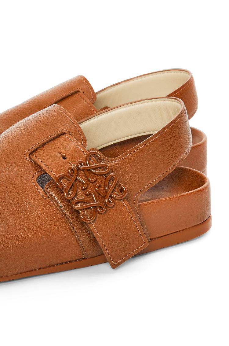 Anagram Ease mule in kidskin
