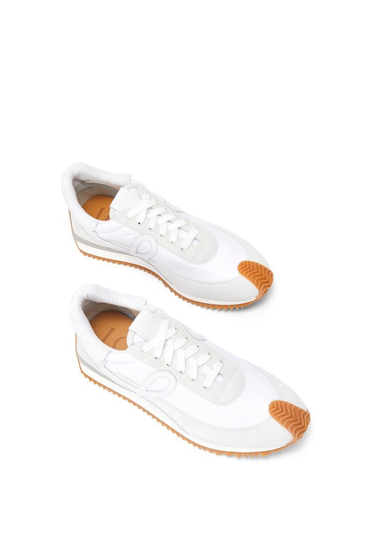Flow Runner in nylon and suede