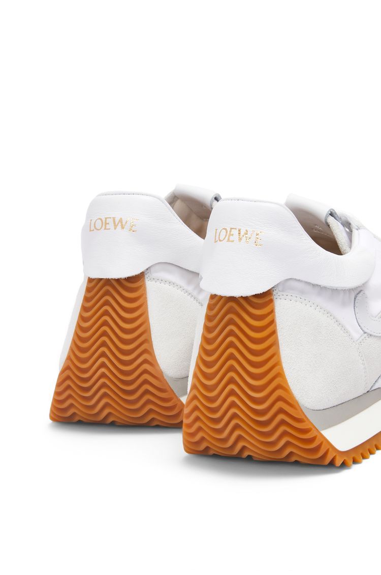 Flow Runner in nylon and suede