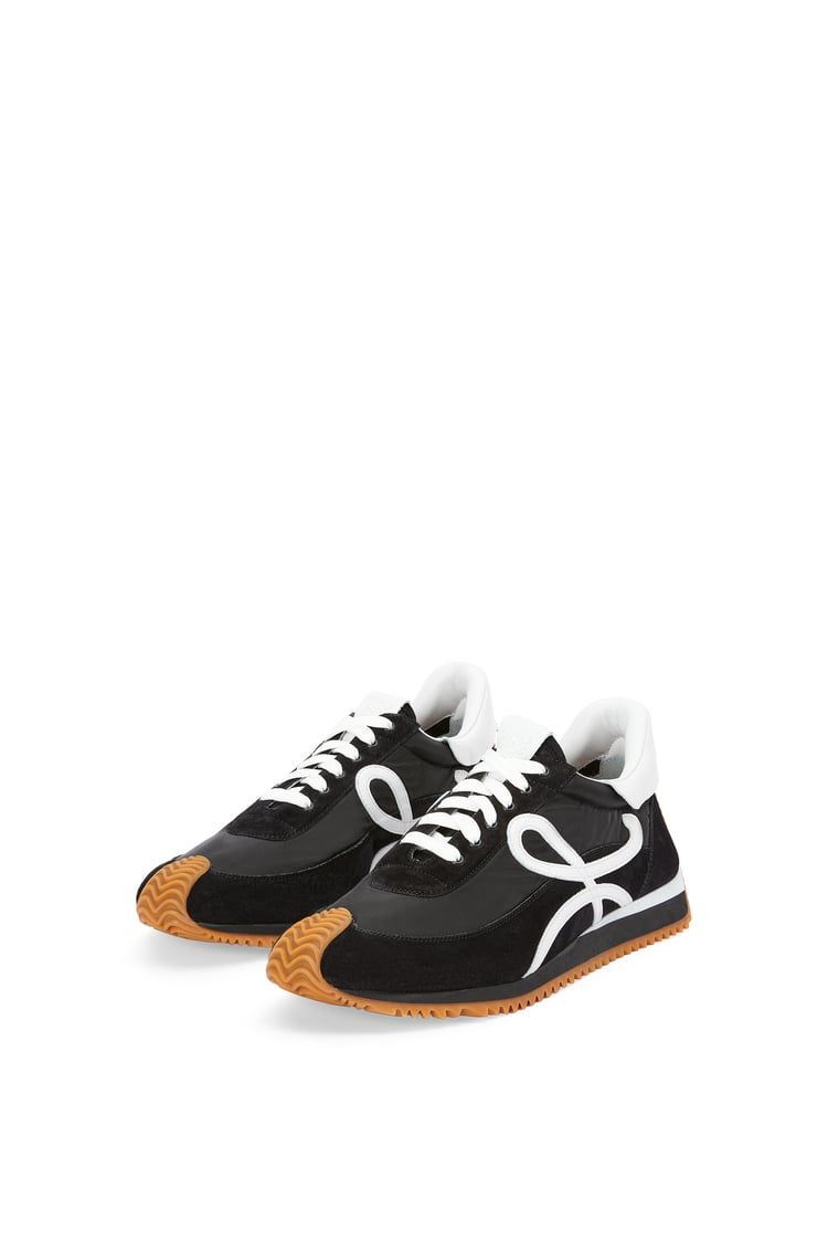 Flow Runner in nylon and suede