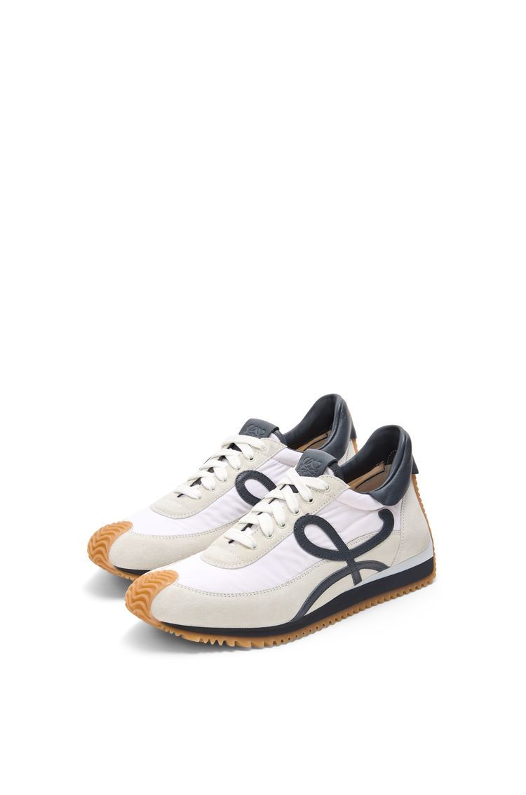 Flow Runner in nylon and suede