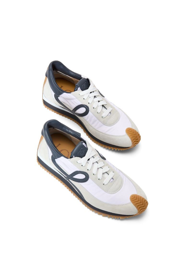 Flow Runner in nylon and suede