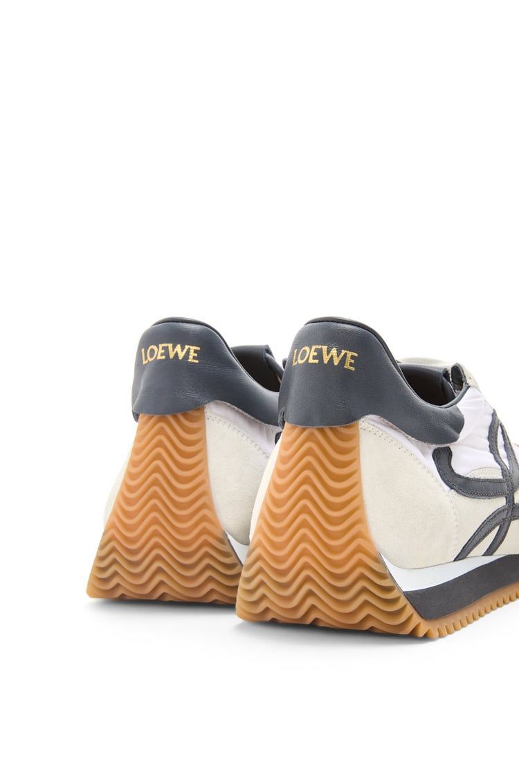 Flow Runner in nylon and suede