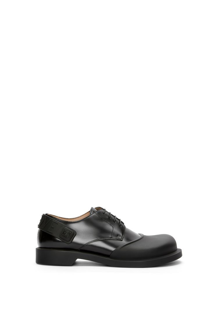 Derby shoe in rubber and brushed-off calfskin