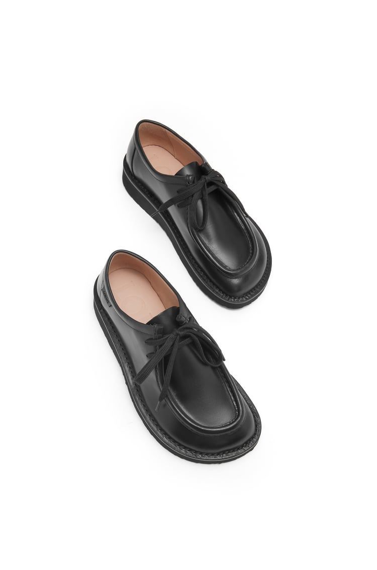 Faro lace up in pull-up calfskin
