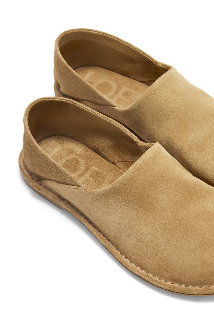 Folio slipper in suede calfskin