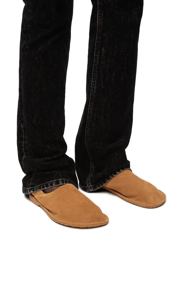 Folio slipper in suede calfskin