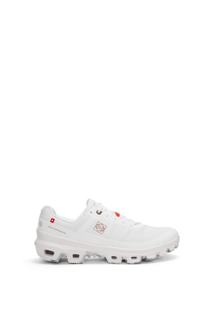Cloudventure sneaker