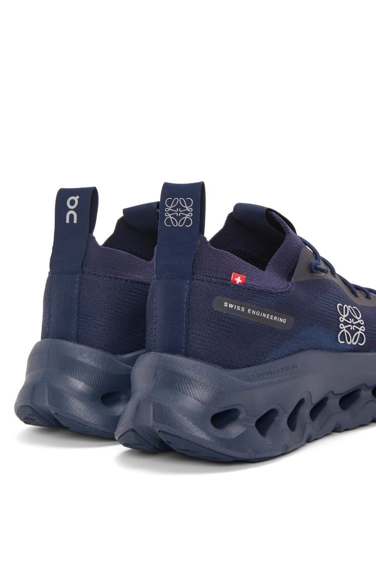 Cloudtilt sneaker
