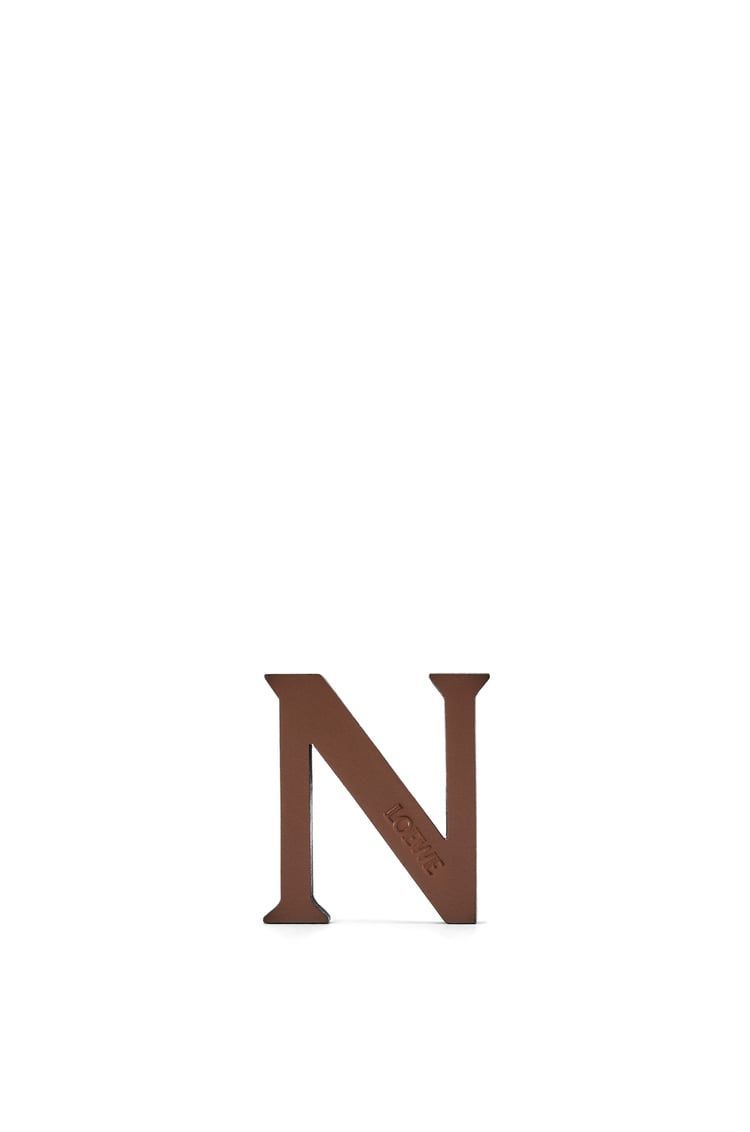 Letter dice in calfskin and brass
