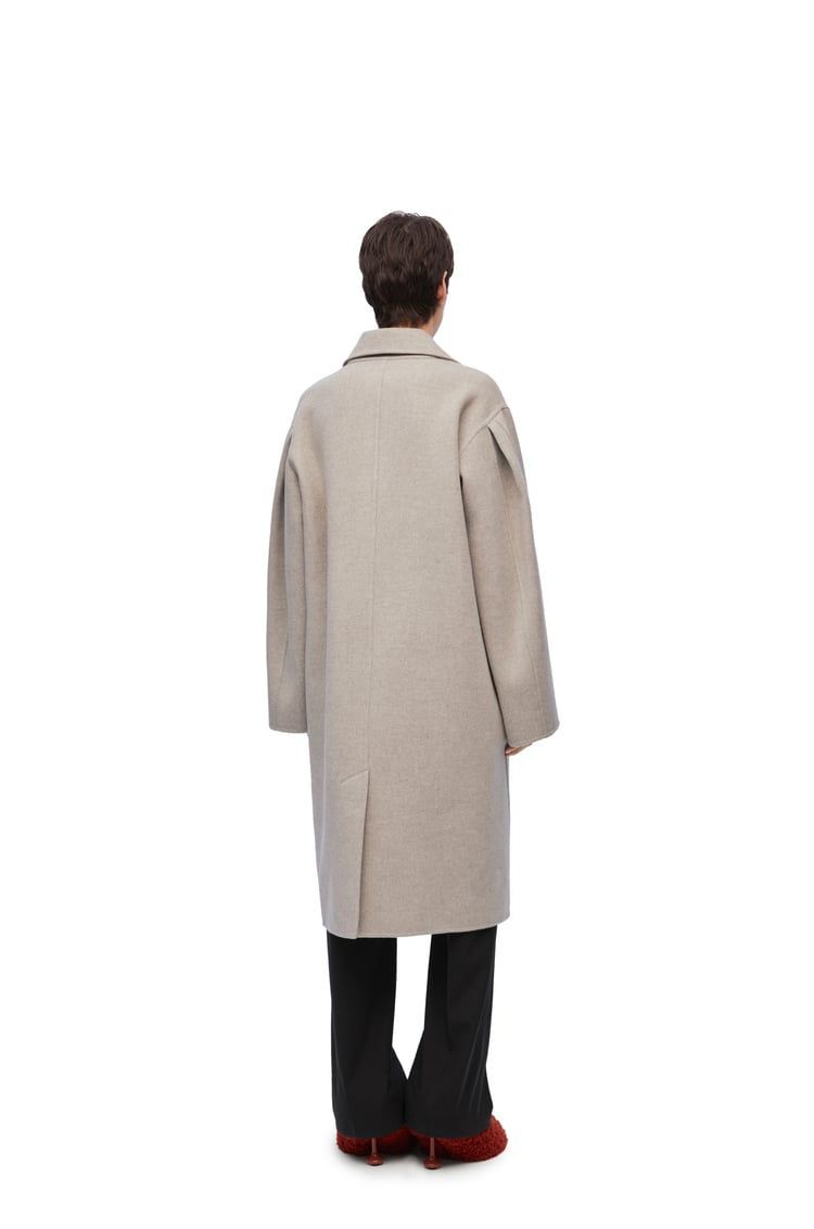 Coat in wool and cashmere