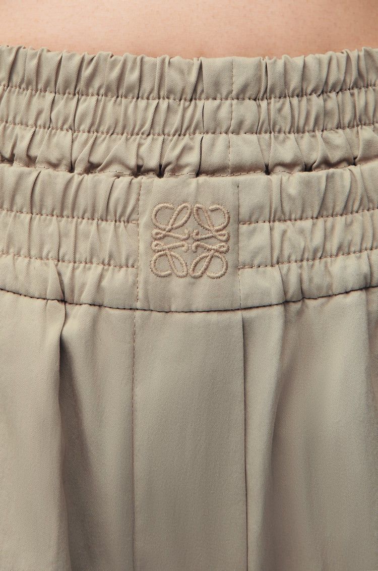 Cropped trousers in cotton and silk