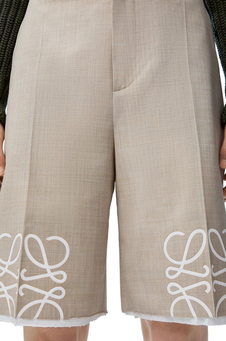 Anagram shorts in wool
