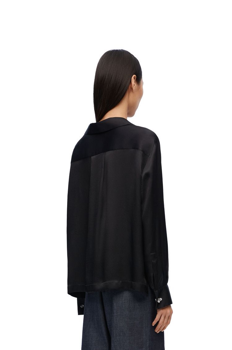 Pyjama blouse in silk