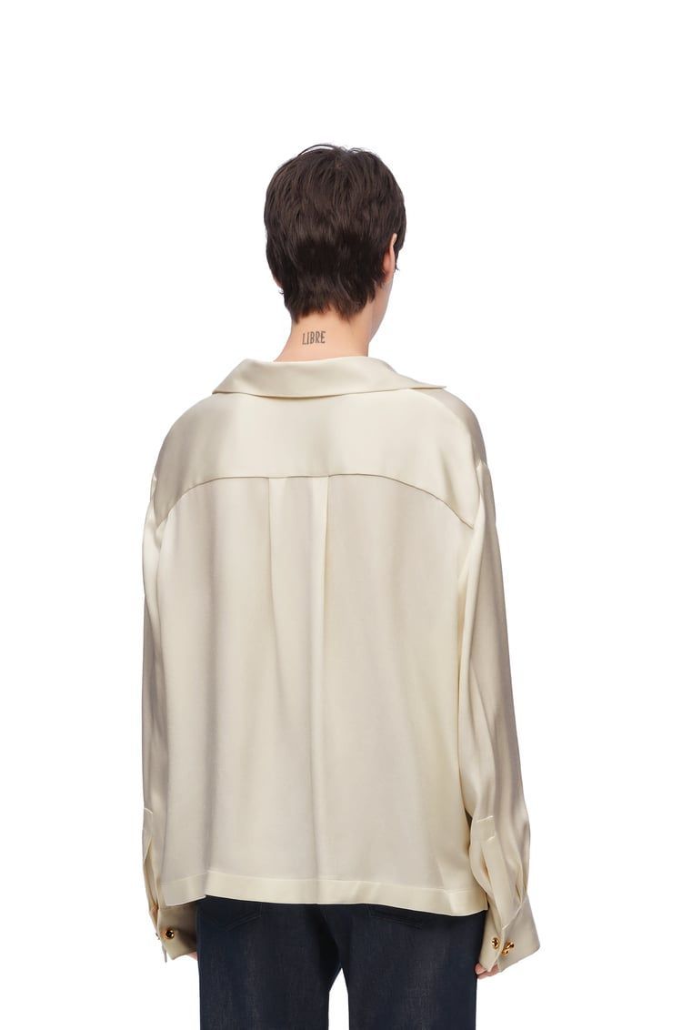 Pyjama blouse in silk