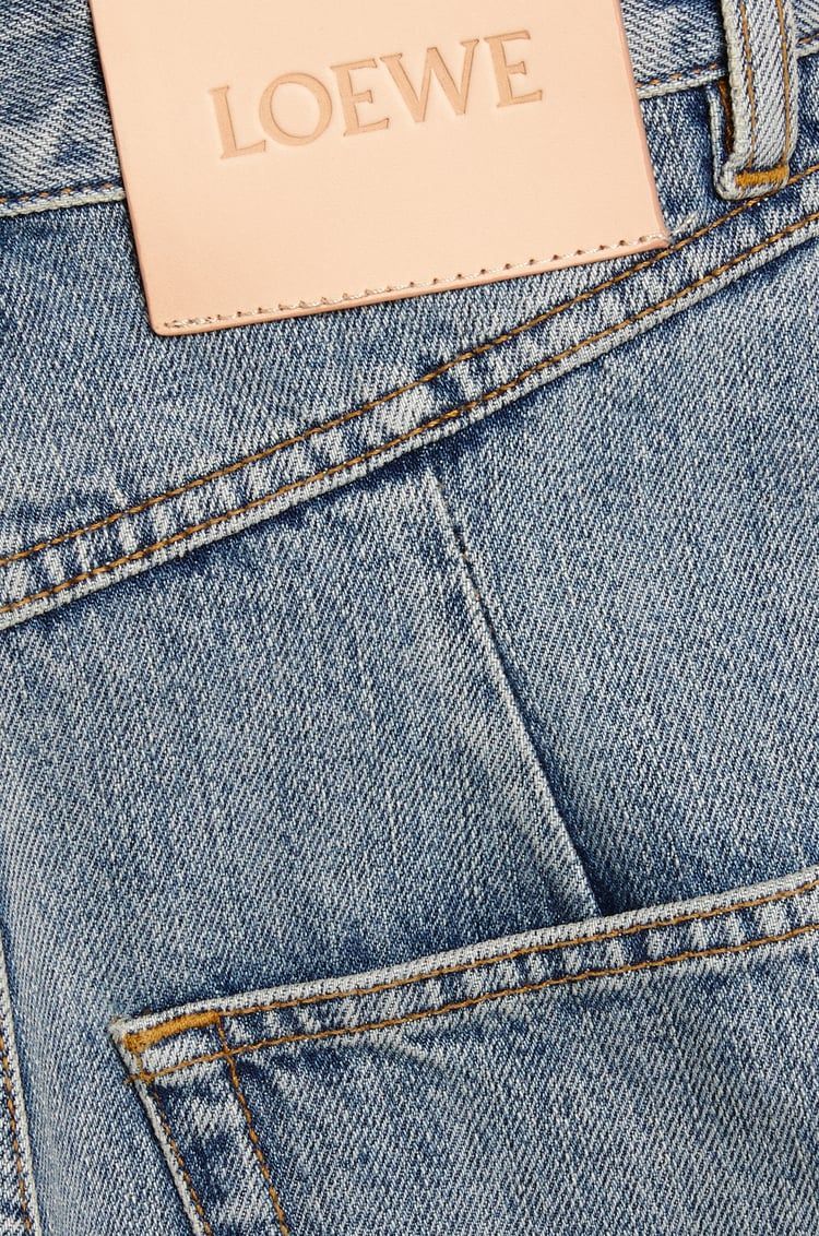 High waisted jeans in denim