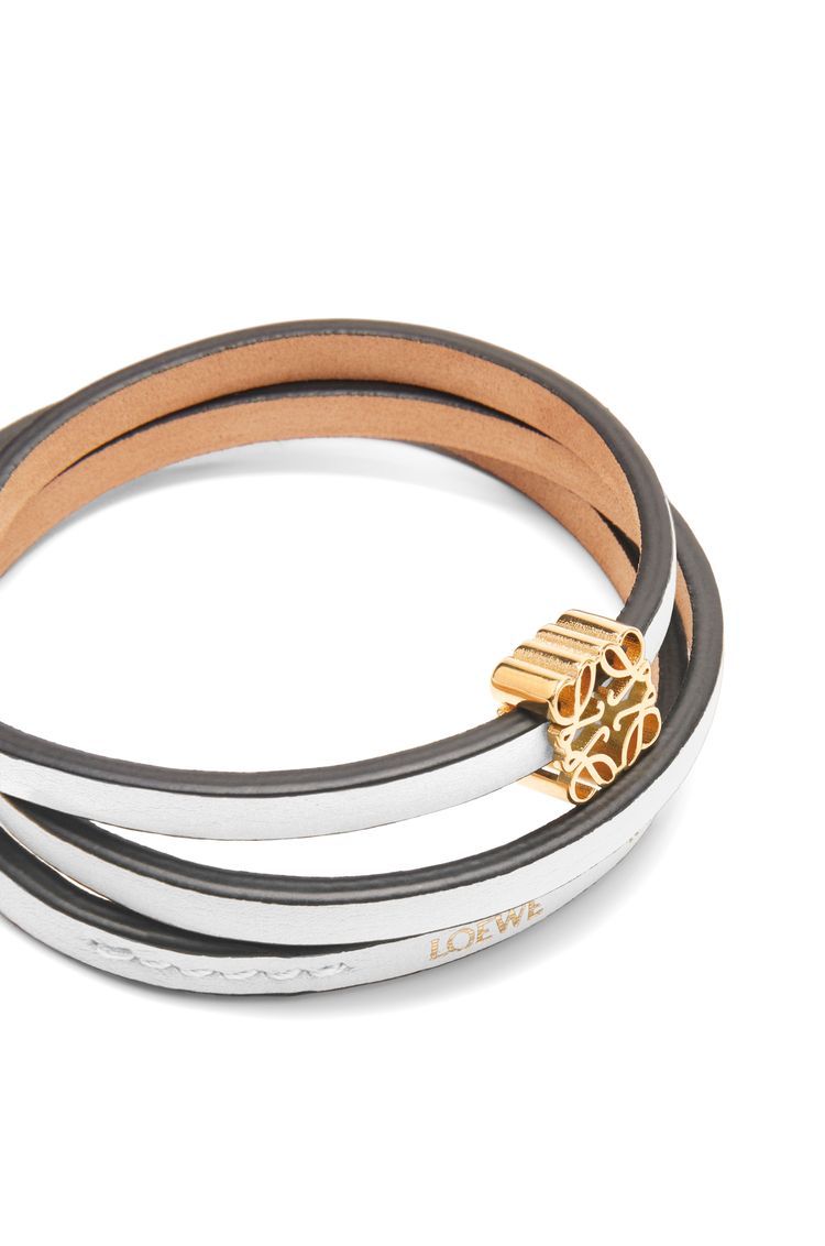 Twist bangle in calfskin
