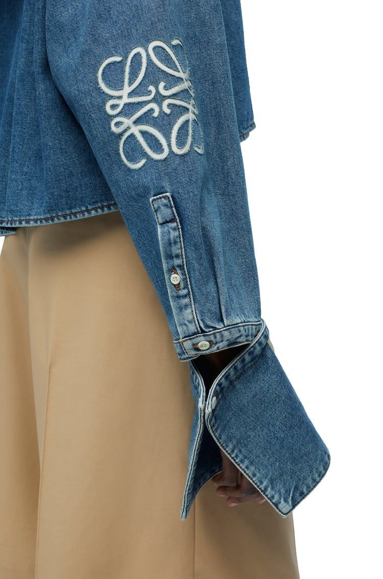 Cropped hooded shirt in denim