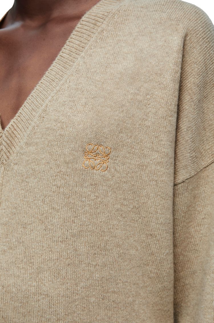 Asymmetric sweater in cashmere