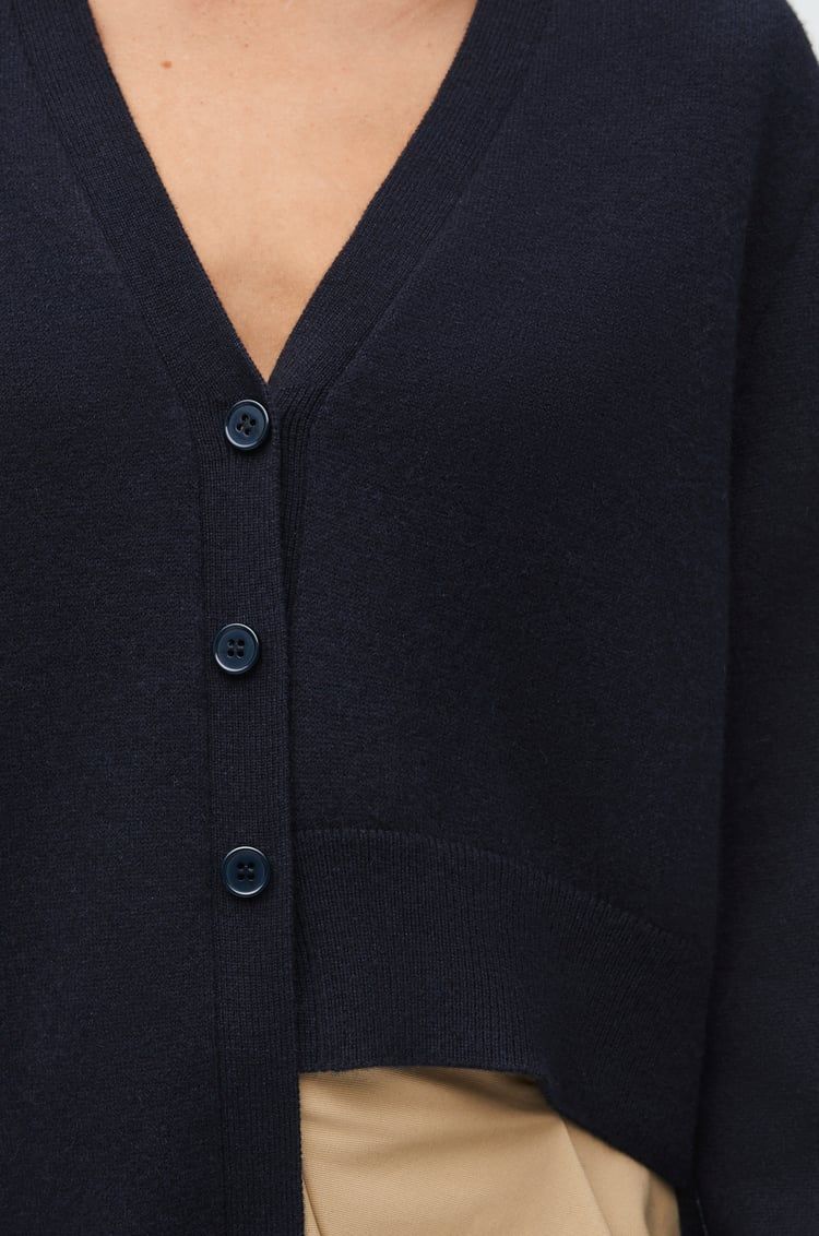Asymmetric cardigan in cashmere