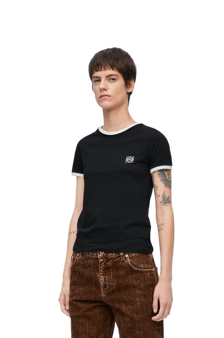 Slim fit T-shirt in cotton