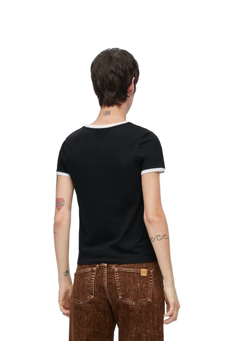 Slim fit T-shirt in cotton