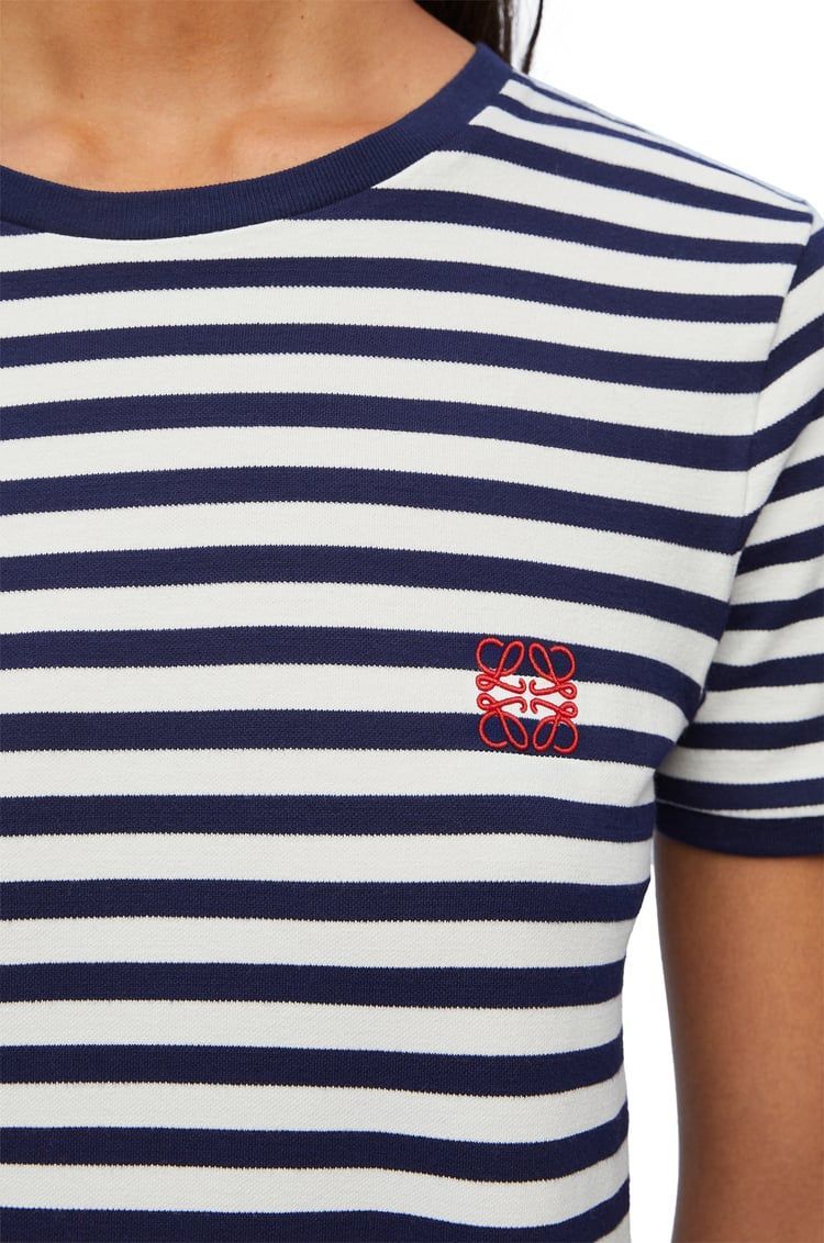 Slim fit T-shirt in viscose blend