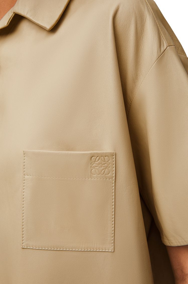 Short sleeve shirt in nappa lambskin