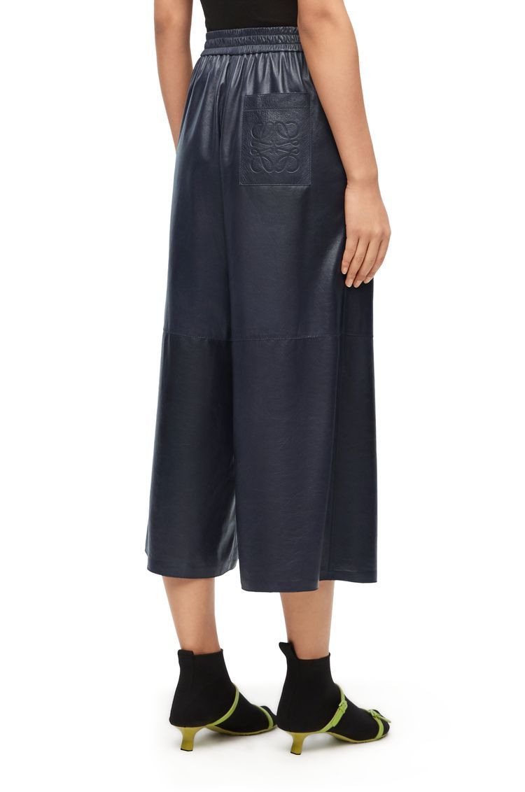 Cropped trousers in nappa lambskin