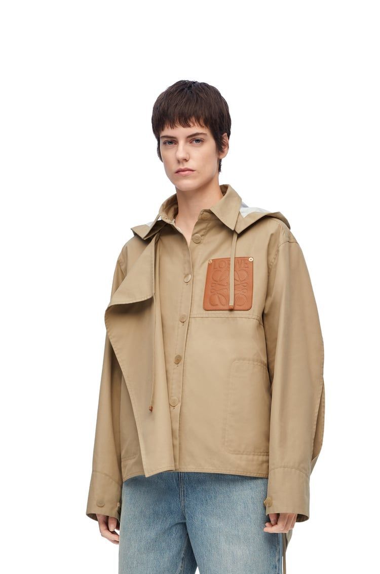 Hooded parka in cotton