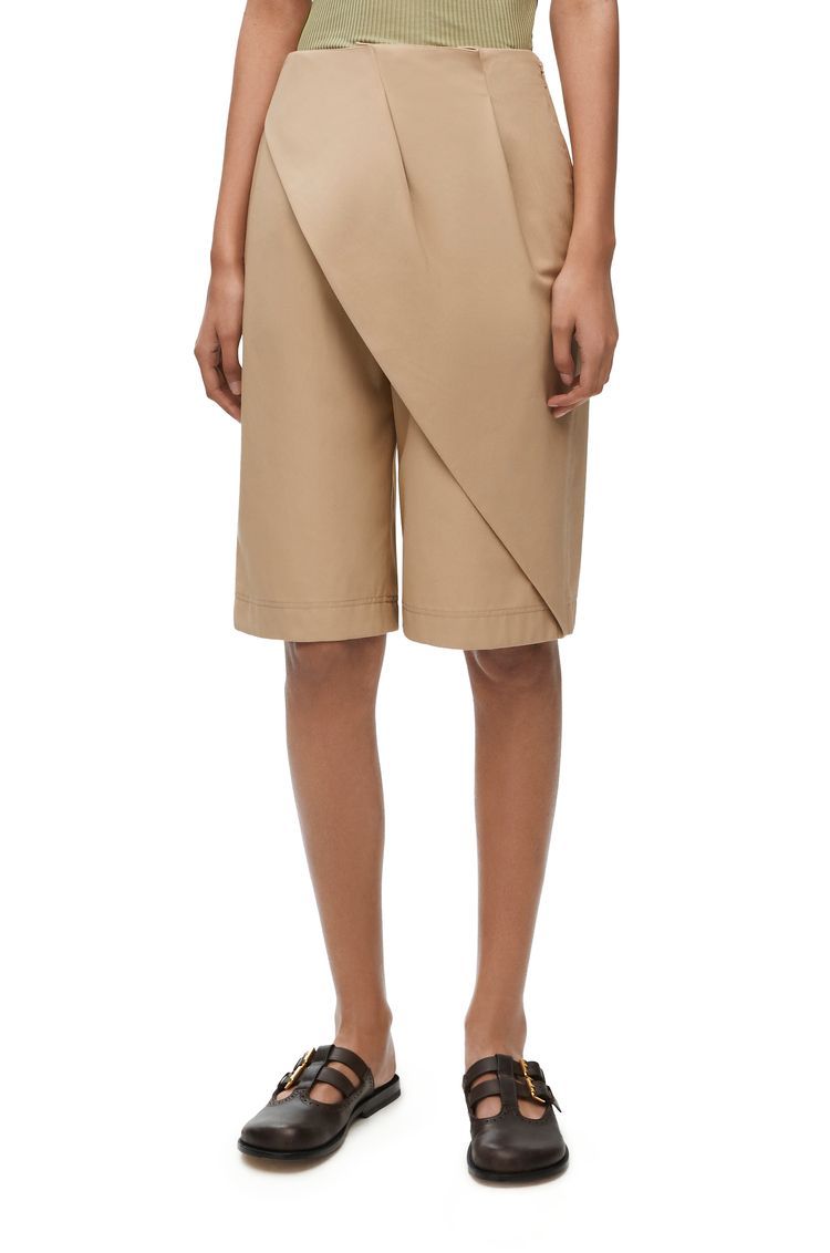 Pleated shorts in cotton
