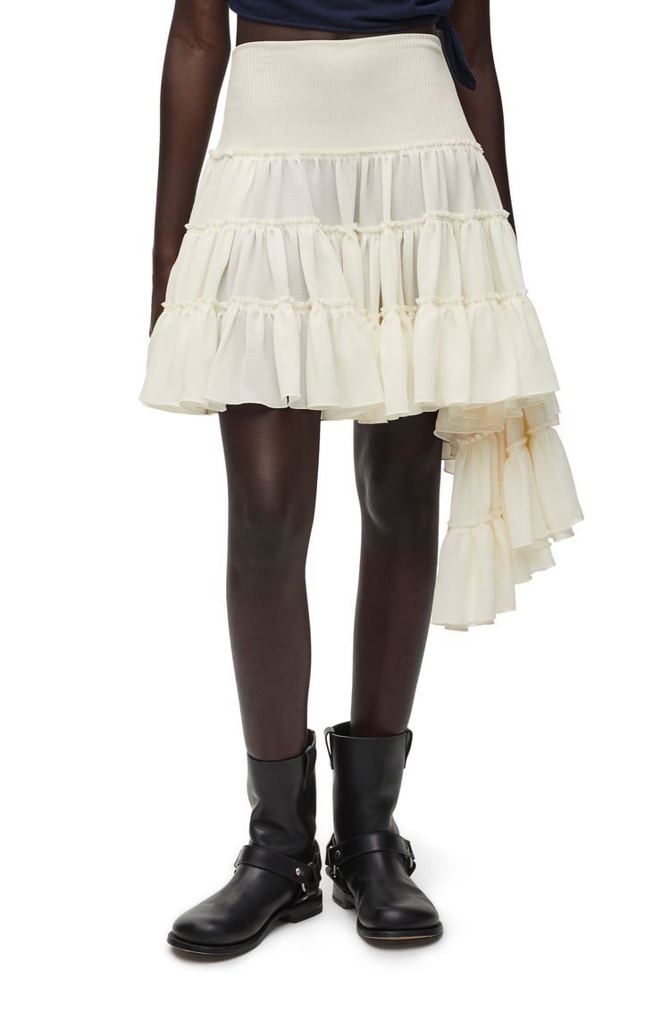 Ruffled skirt in silk