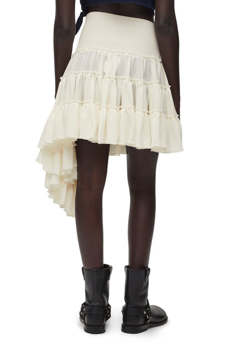 Ruffled skirt in silk