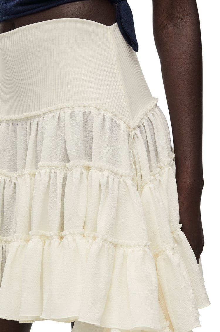 Ruffled skirt in silk