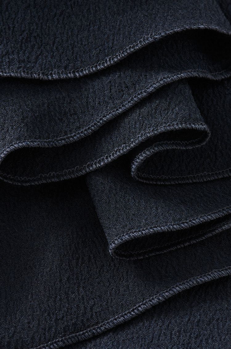 Ruffled skirt in silk