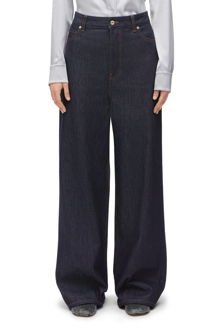 High waisted jeans in denim