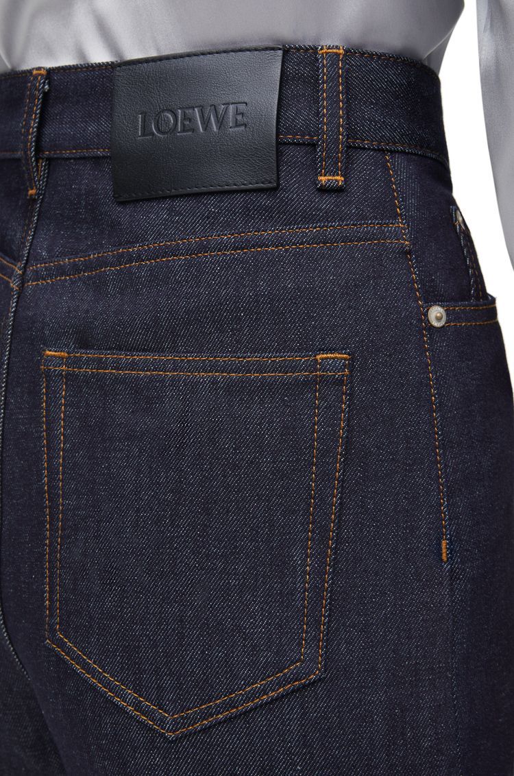 High waisted jeans in denim