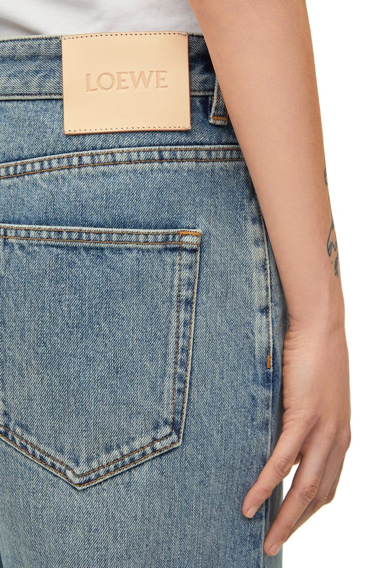 High waisted jeans in denim